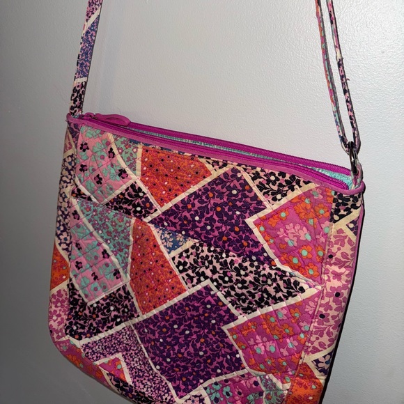 Floral Vera Bradley Bag - Picture 6 of 6